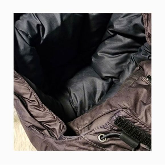 Marmot Women’s Puffer Coat Size Medium Duck Down Coat- Read description. - Picture 6 of 7